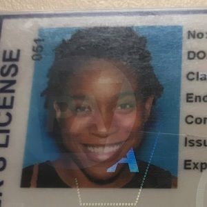 Meet your Posher, Brooke